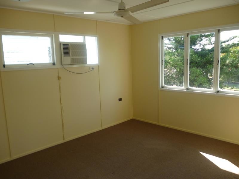 66 Alexandra Street, Park Avenue QLD 4701